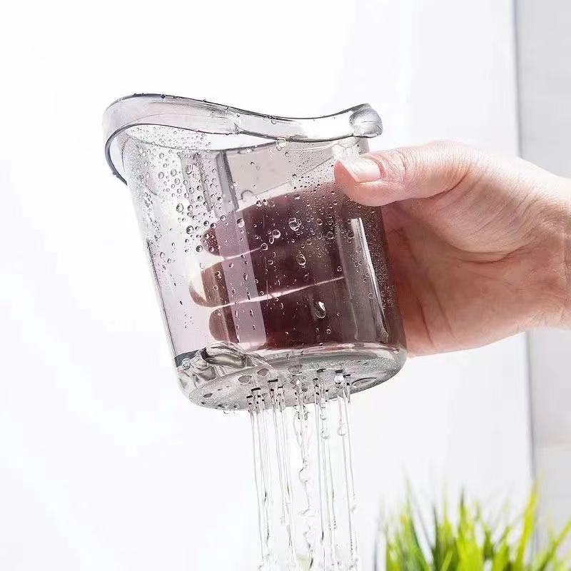 Bear Cup wall-mounted hug storage Cup adhesive storage wall-mounted cup holder draining toothbrush holder bathroom wall