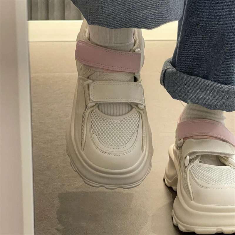 Papsl2025 New Versatile Mesh Bread-Toe Sports Sandals Showing Feet Small Thick-Soled Lightweight Cut Out White Sandals