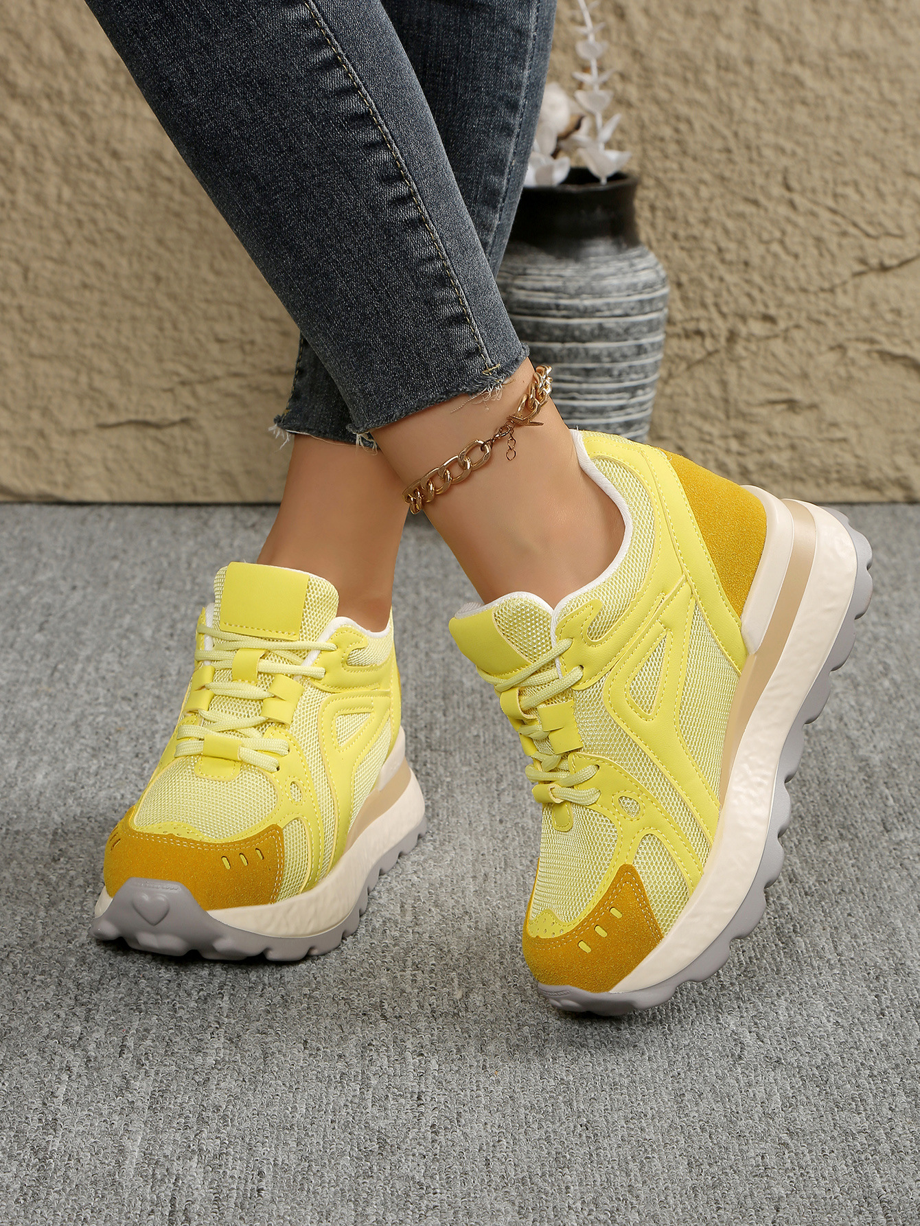 Thick-Soled High-Heeled Cut Out Mesh Woven Breathable Casual Shoes Lightweight White Shoes 5 Thick-Soled Sneakers for Women 2025 Xia Ya