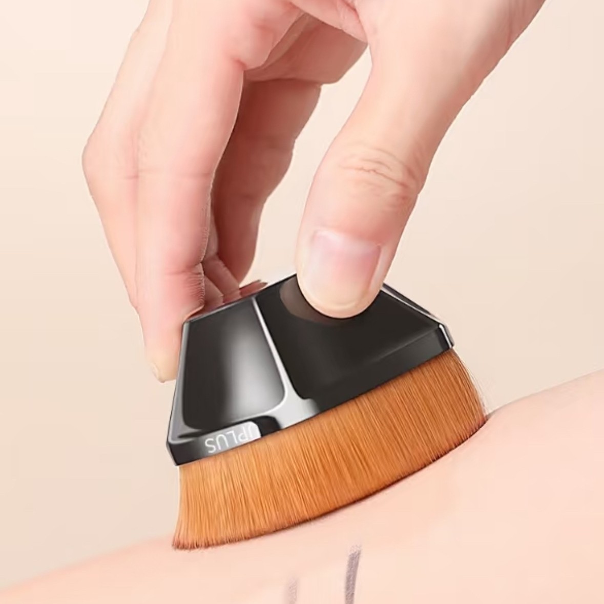 Explosions manufacturer No. 55 foundation brush flat head seamless easy makeup petals soft makeup brush does not eat powder beauty tools