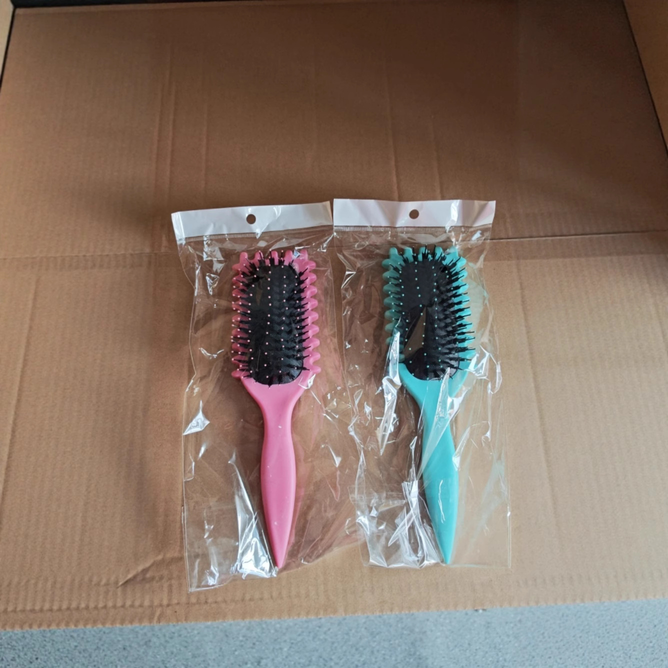 Production Factory New Serrated Comb Styling Hair Comb Wheat Straw Massage Bouncing Comb Popular Curling Comb in Stock