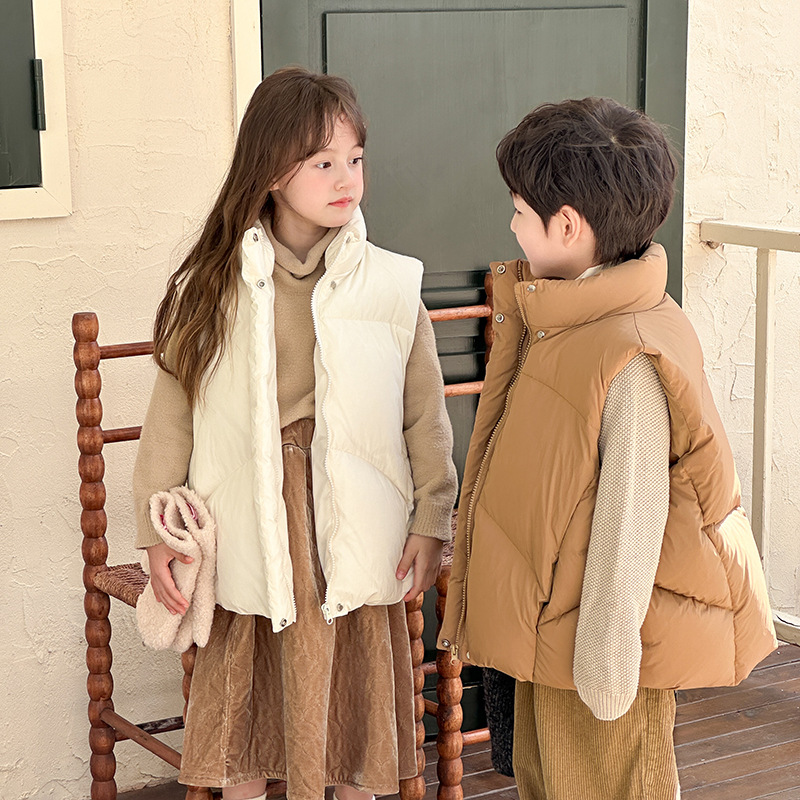 Children's small and medium-sized children's down vest thickened autumn and winter new boys and girls vest outer wear vest foreign trade waistcoat
