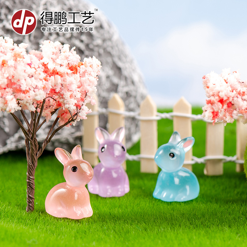 Micro landscape luminous resin small ornaments cartoon rabbit animal girl heart cute gift crafts wholesale