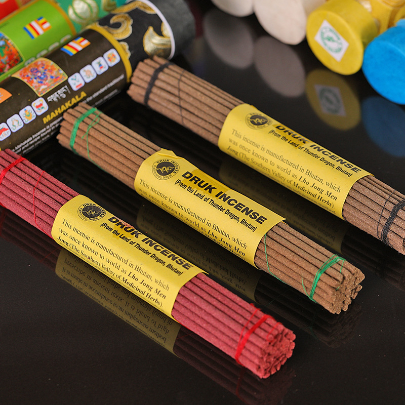 Bhutan Cylinder Xizang Incense Natural Incense Handmade for Buddha Incense Indoor Yoga Incense Home Buddha Incense Himalayan Incense