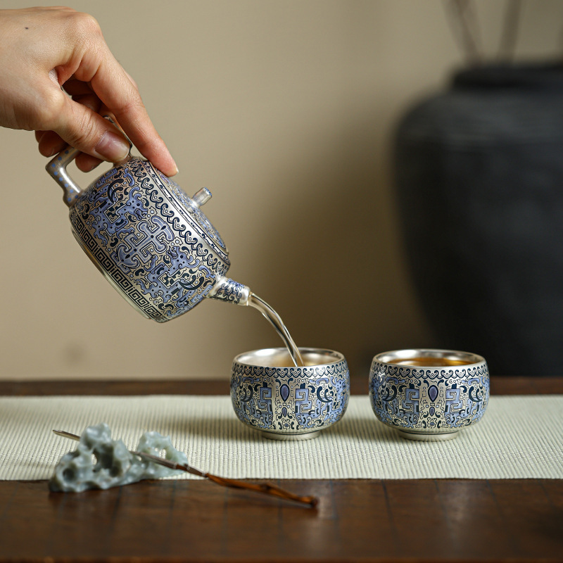 Gold and silver wrong high-end handmade silver vintage teapot household kung fu tea set one pot two cups gift box gift gift