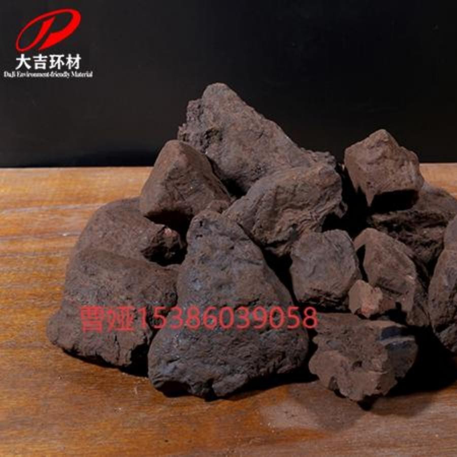 Фабрика Хунань Даджи предлагает большие объемы марганцевой руды для очистки доменных печей сталелитейных заводов.