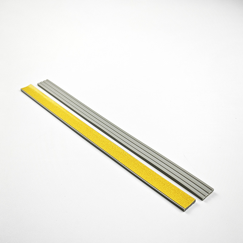 Upgraded silicone trolley case caster cover universal wheel mute noise reduction silicone luggage case caster cover wholesale