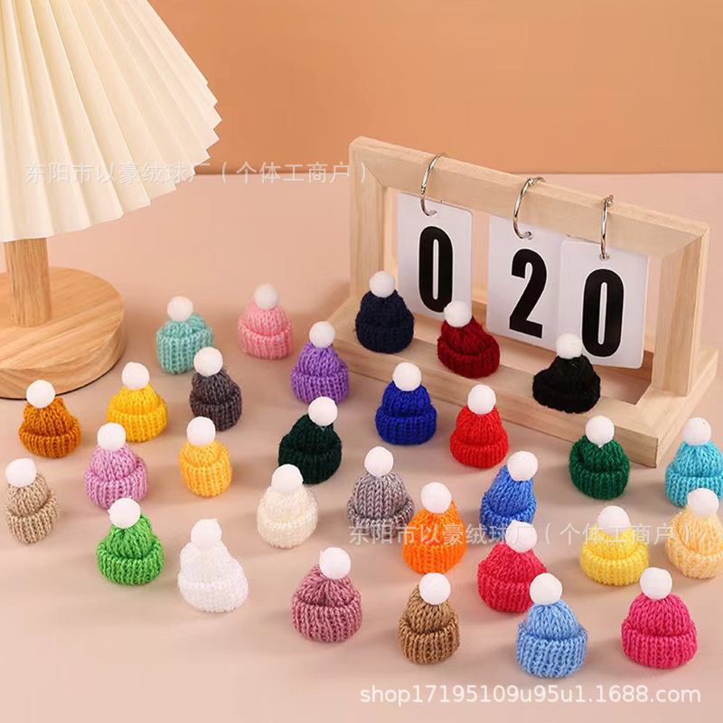 Cross-Border Spot Christmas Colorful Mini Knitted Hat Clothing Accessories Accessories Fur Ball Wool Finger Hat