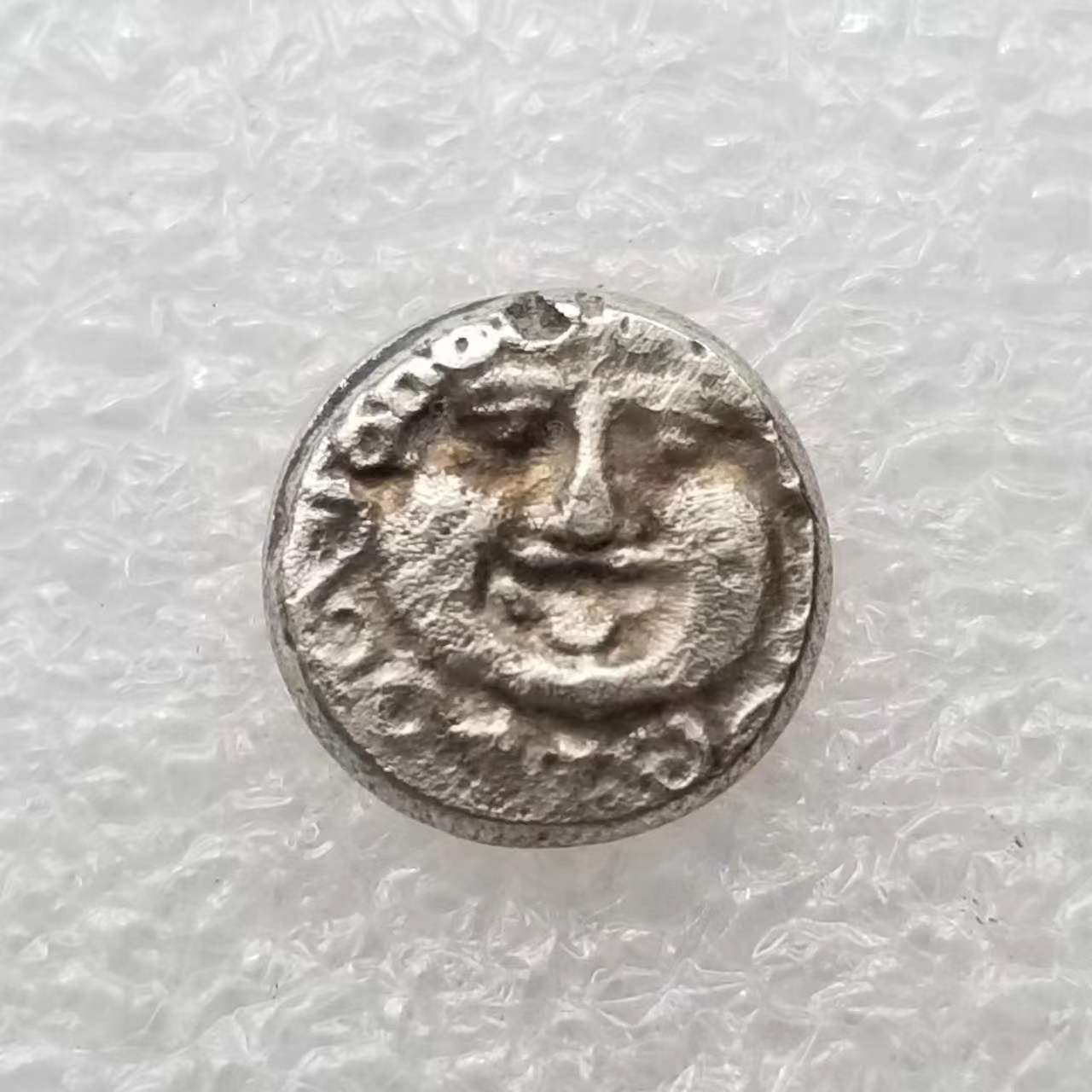 Антикварные изделия, древнегреческие бронзовые монеты, серебряное покрытие, памятные монеты старого серебряного доллара # 4652