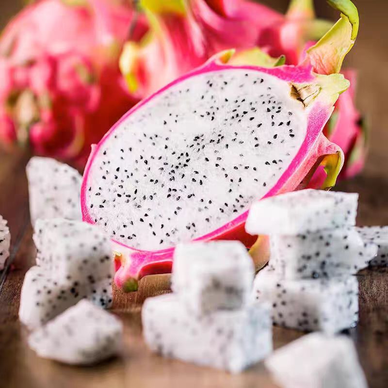 Свежий вьетнамский белый драгон фрукт Сезонный тропический фрукт Прямо с места происхождения Целая коробка Бесплатная доставка