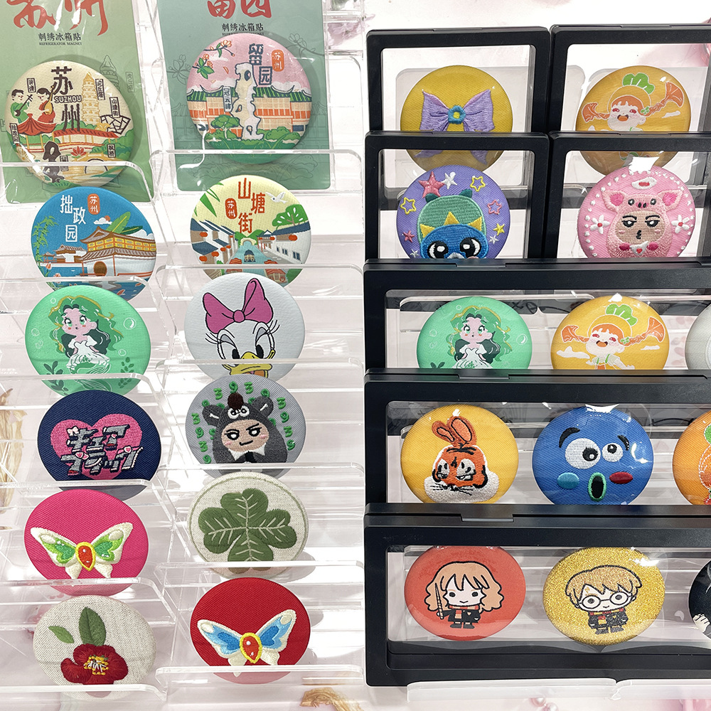 Customized Cartoon Tinplate Embroidered Badge Pin Style Anime Embroidered Cartoon Bar Badge Gift Refrigerator Magnet