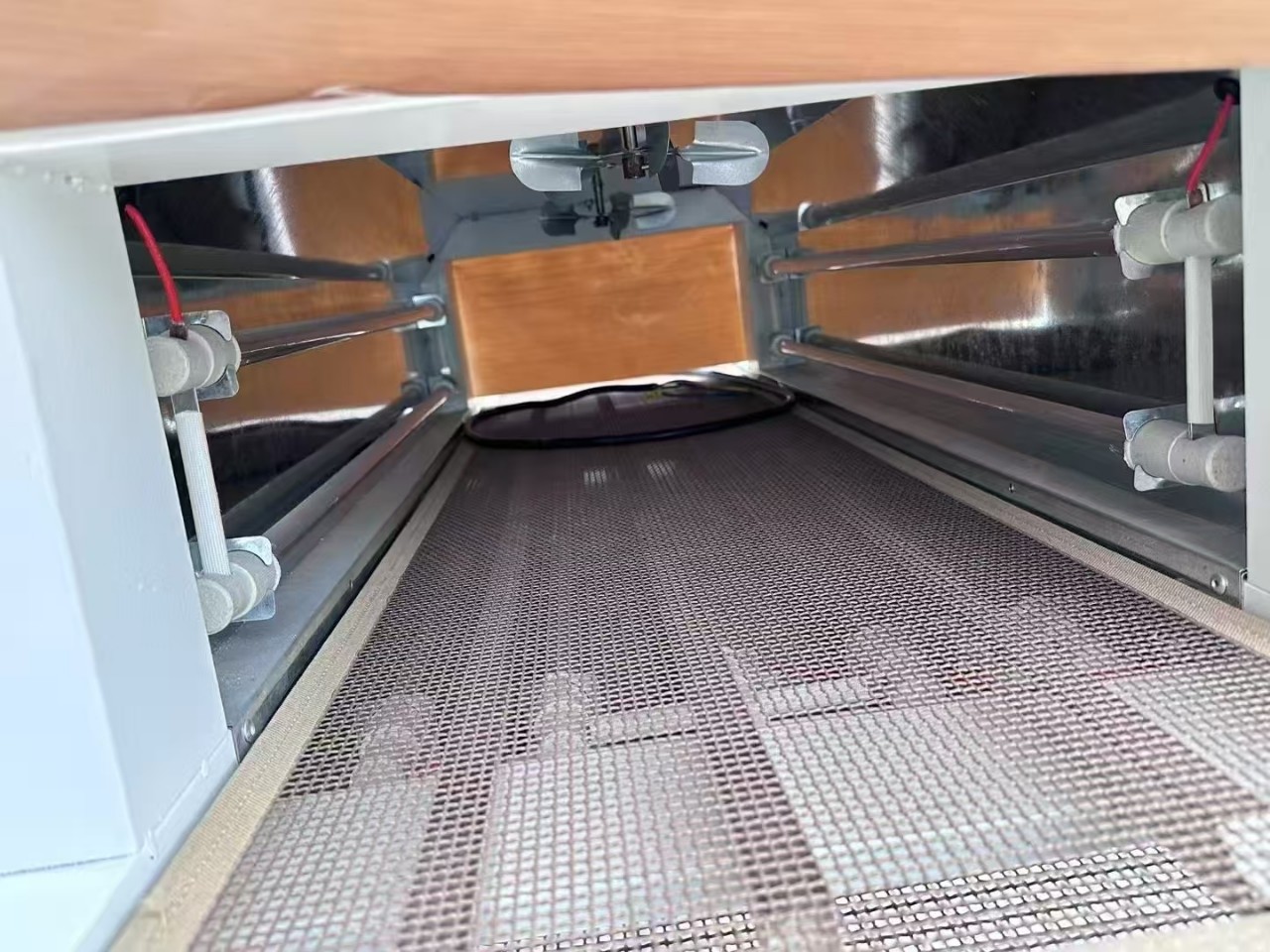 A Set of 450 Edge Sealing Machines from 24 Years. the Actual Product and Price Do Not Match. if You Need It, Please Contact Me