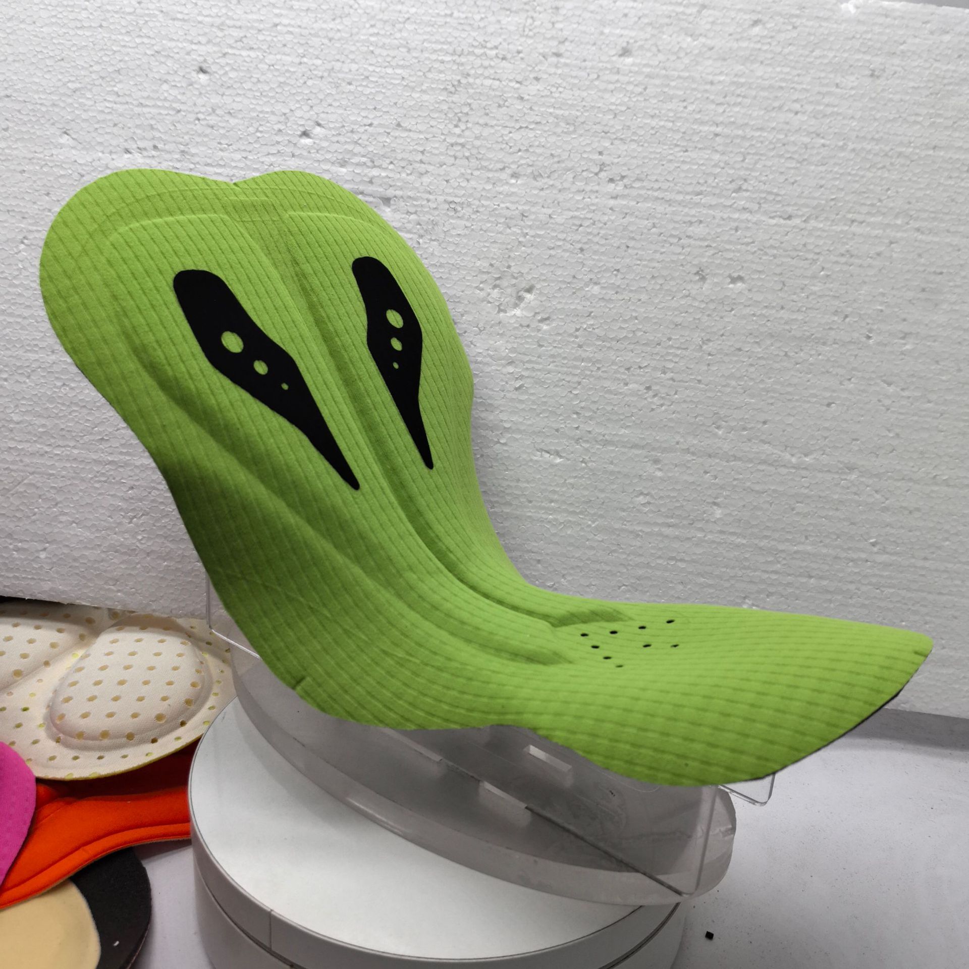Italian men's cycling clothing high-density sponge cushion factory production direct R & D development of high-end pantyliner factory