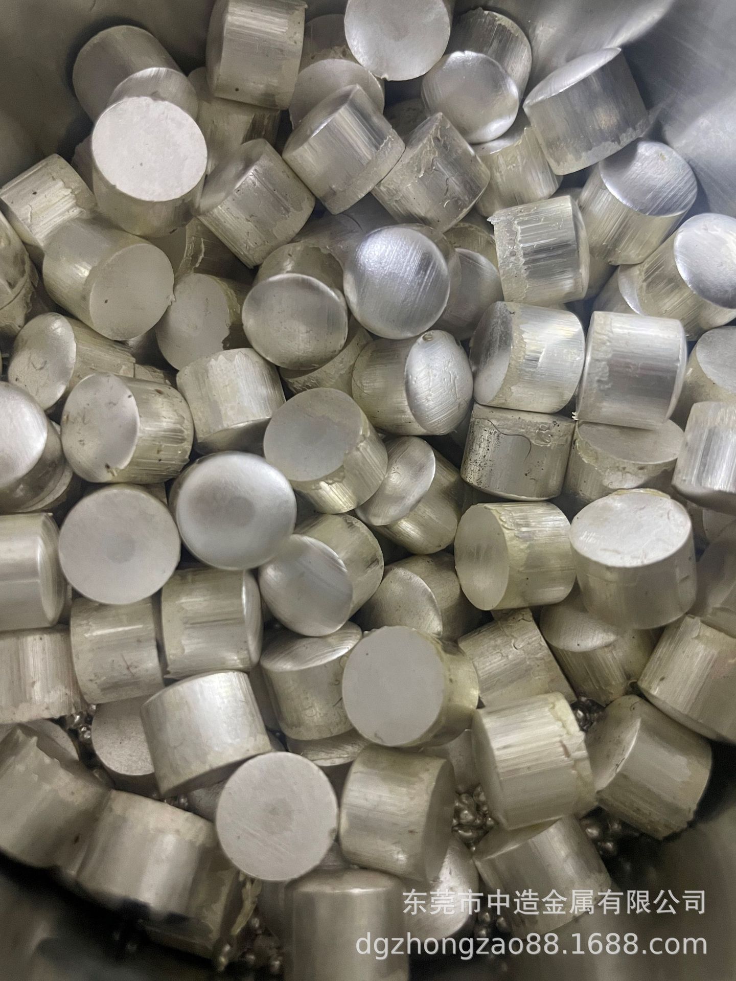 [Small Silver Materials of Various Sizes] Broken Silver Silver Jewelry Silver Material Particles 9999 Purity 4N Silver Price Pure Silver