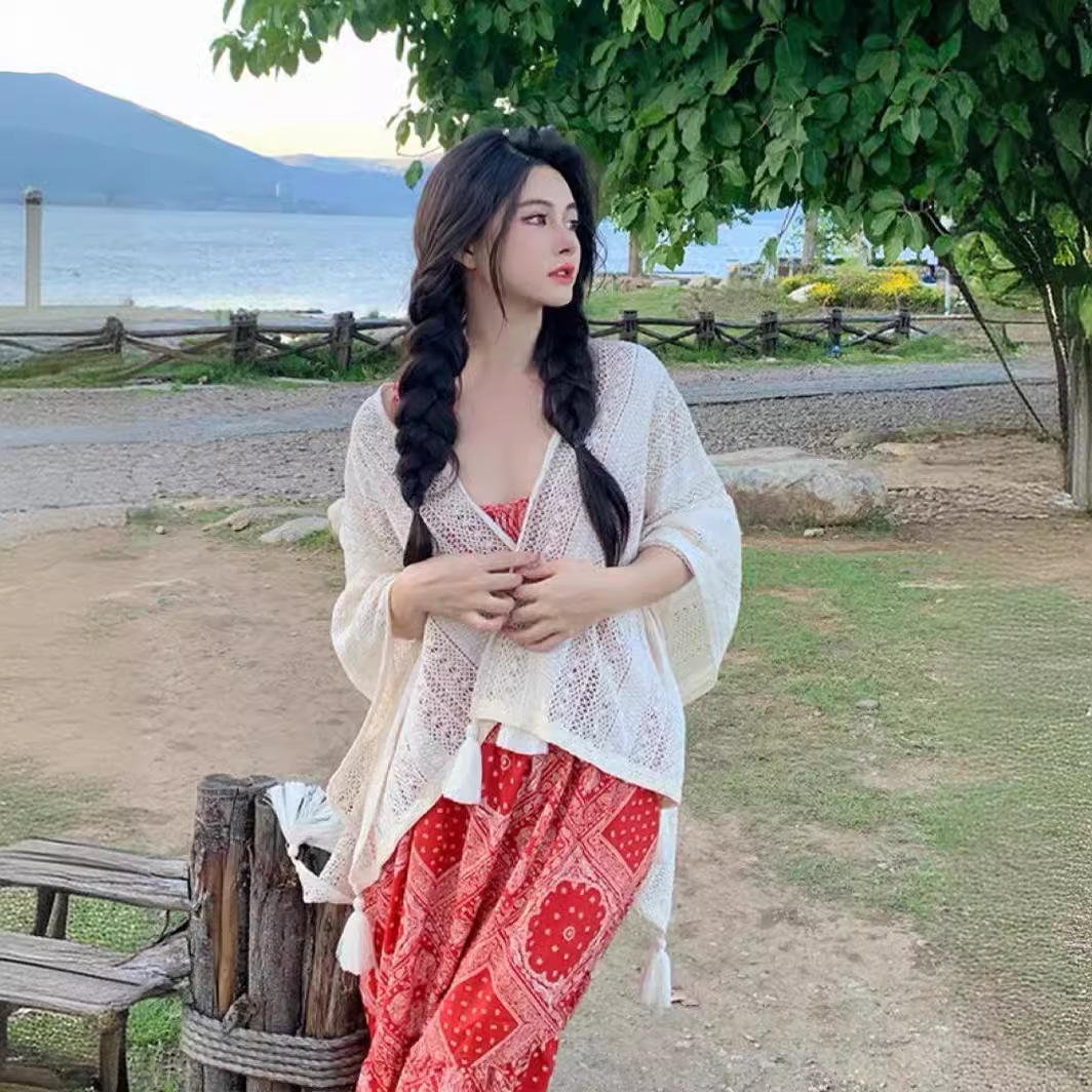 Retro Ethnic Style Versatile Cut Out Tassel Cardigan Sun Protection Shawl All Year Round Elegant Niche Shawl with Cheongsam Protection
