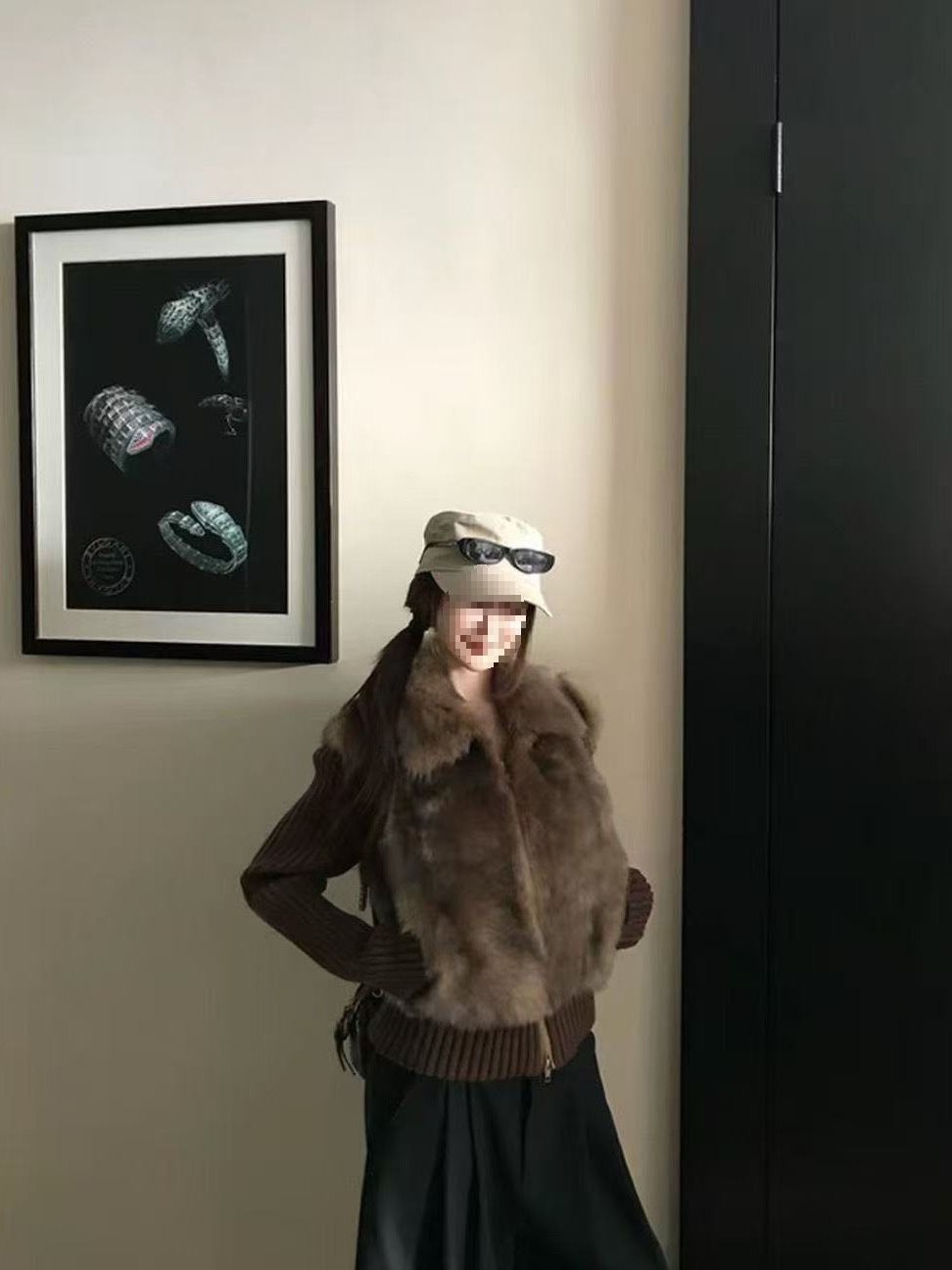 "Plush Warm" 2025 New Fashionable and Stylish Autumn Knitted Splicing Versatile Tops and Fur Jackets