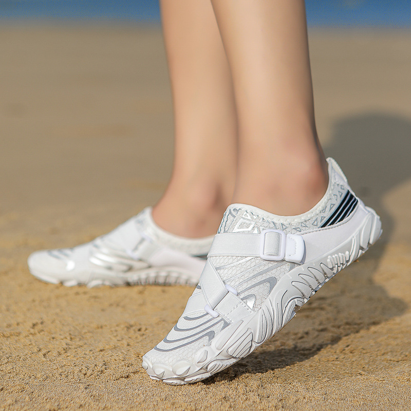 Factory upstream shoes men's and women's beach Diving Snorkeling swimming shoes outdoor hiking climbing five-finger shoes riding fitness shoes