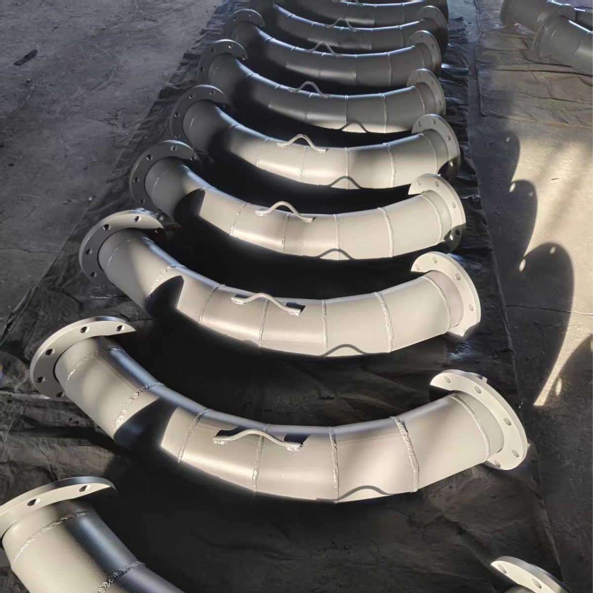 Производители композитных колен для литой каменной породы, прямая поставка большого диаметра, колено для прокладки кабеля