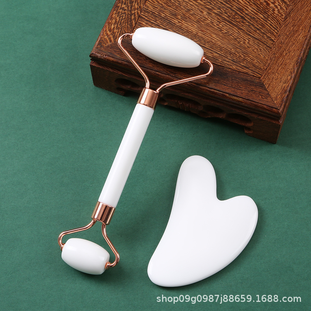 Non-Jade Resin Rose Quartz Double-Headed Roller Massager Heart-Shaped Beauty Facial Massager Shaving Board Set