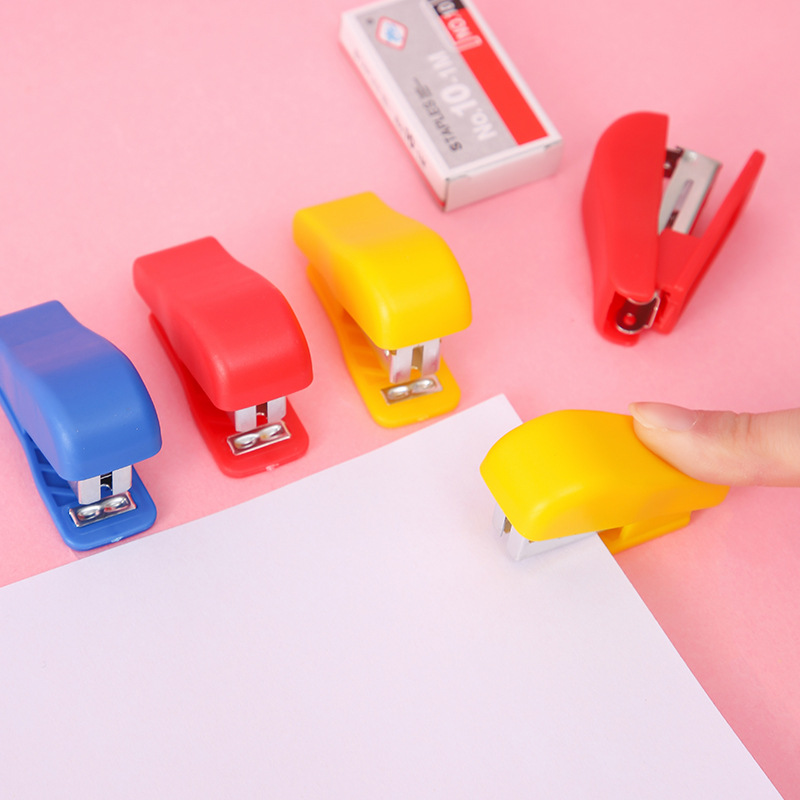 Stapler suit cute stapler Mini small size stapler student stationery wholesale suit stapler wholesale