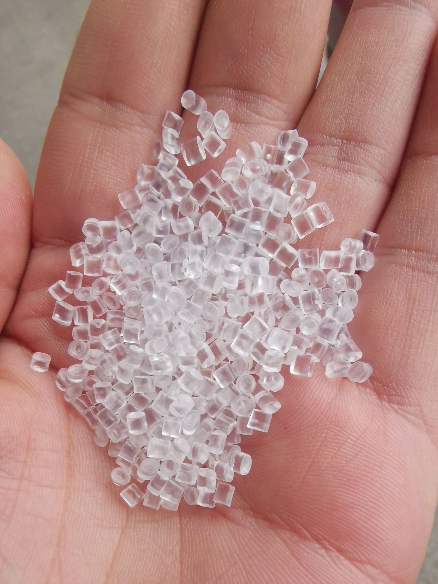 Cop Transparent Modified Abs Has High Transparency, Good Toughness, High Impact Resistance, and Can Be Used for Injection Molding, Recycling, and Extrusion