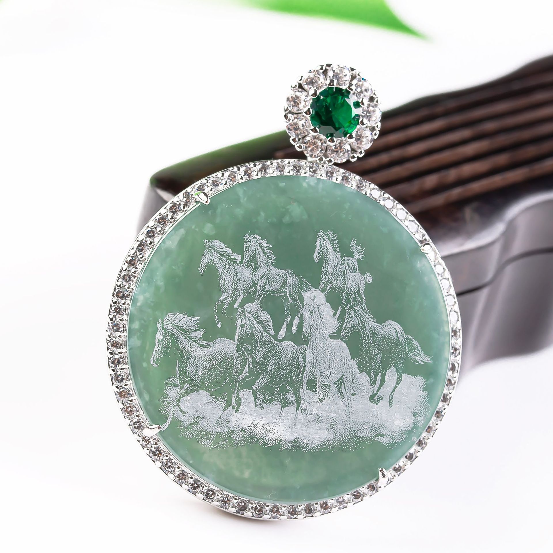 Natural A-Grade Jadeite Guanyin Peony Flower Dragon Nine-Tailed Fox Horse Great Wall Small Inlaid Plaque Fine High Ice Jade Pendant