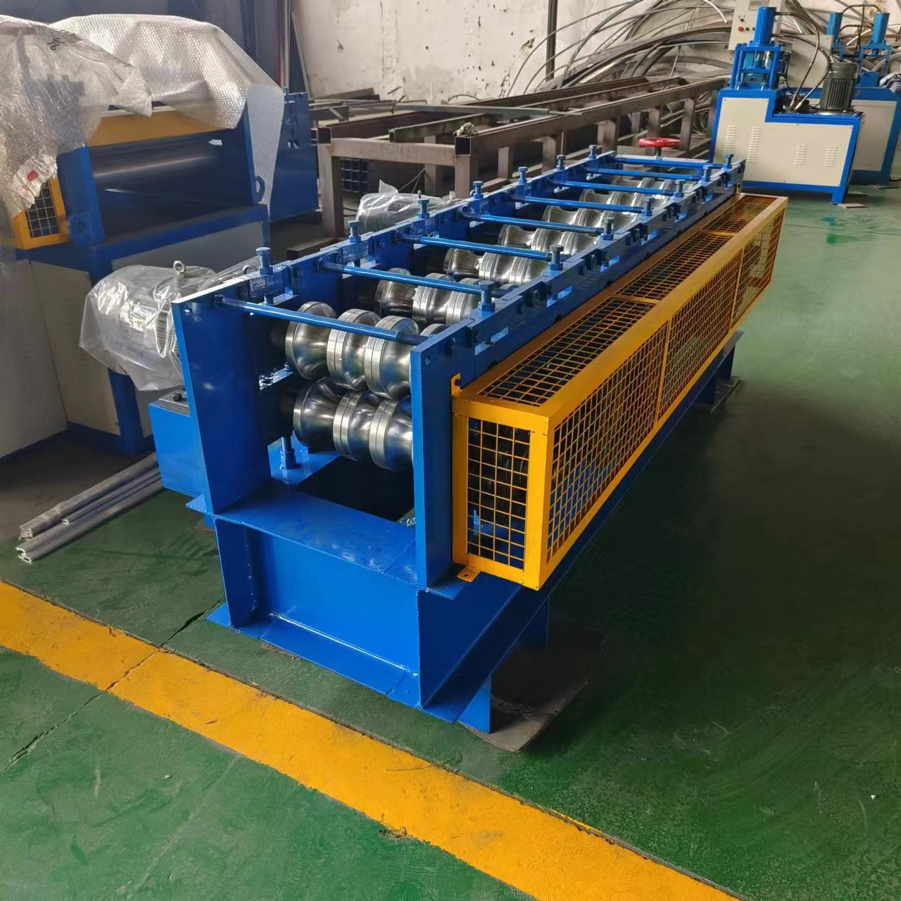 Round Tube Press Machine Cnc Galvanized Tube Modification Machine Cold Bending Machine Greenhouse Pipe Bending Machine