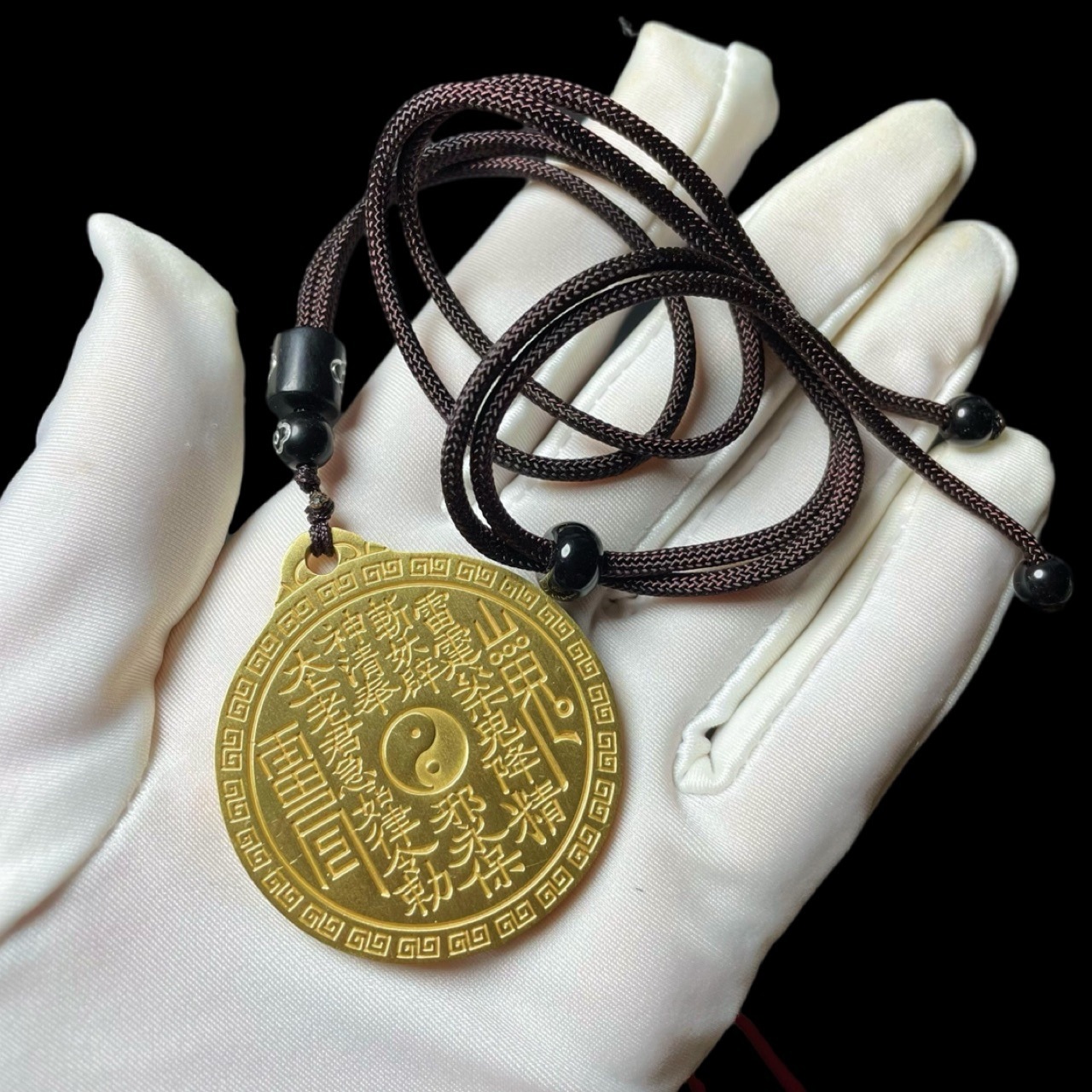 Mountain Spirit Flower Pendant Taoist Bagua Ziziphus Taboo Nine-Character Mantra Birth Year Safety Amulet Pendant Necklace