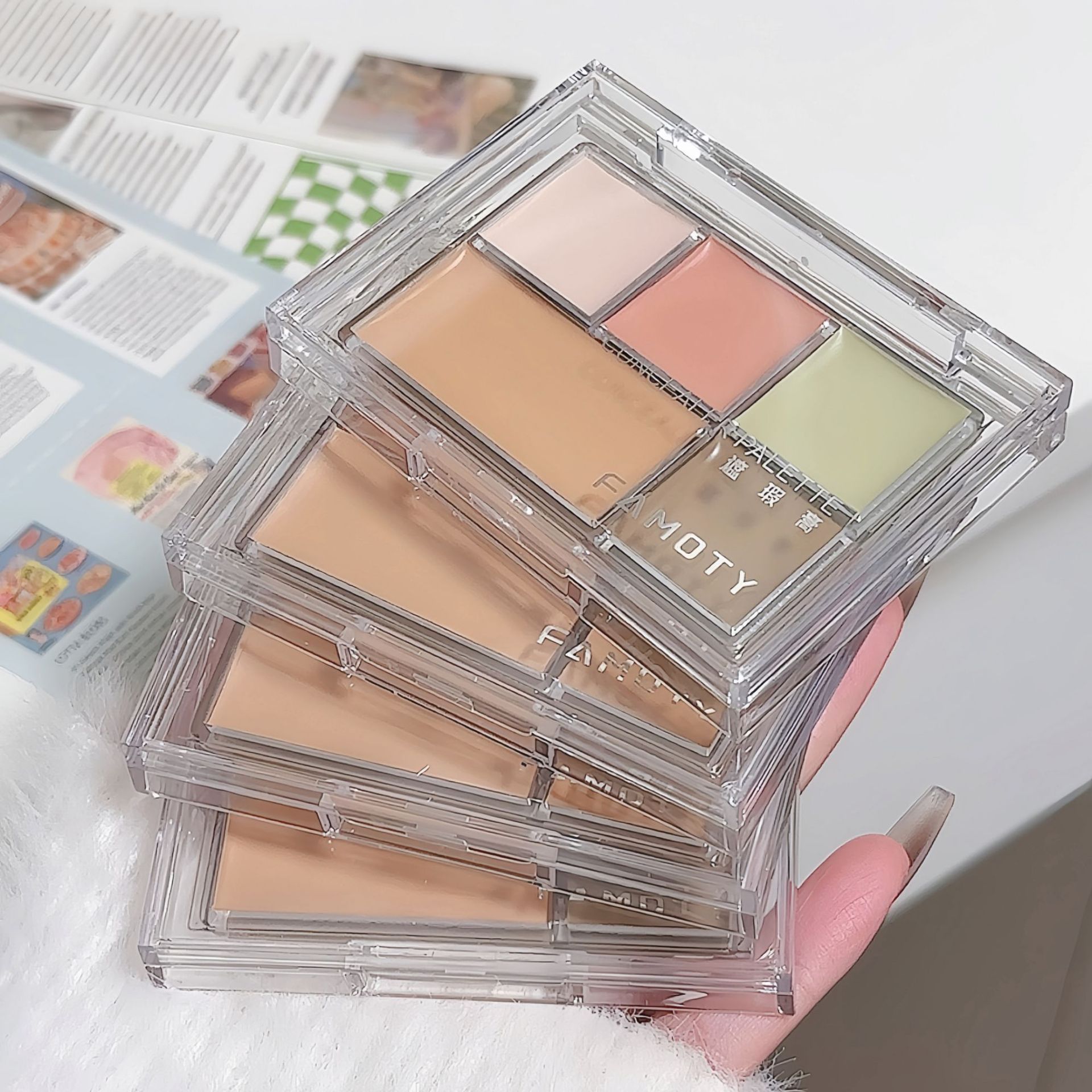 FAMOTY five-color concealer to cover spots, acne, black eye, tear groove, makeup, foundation cream