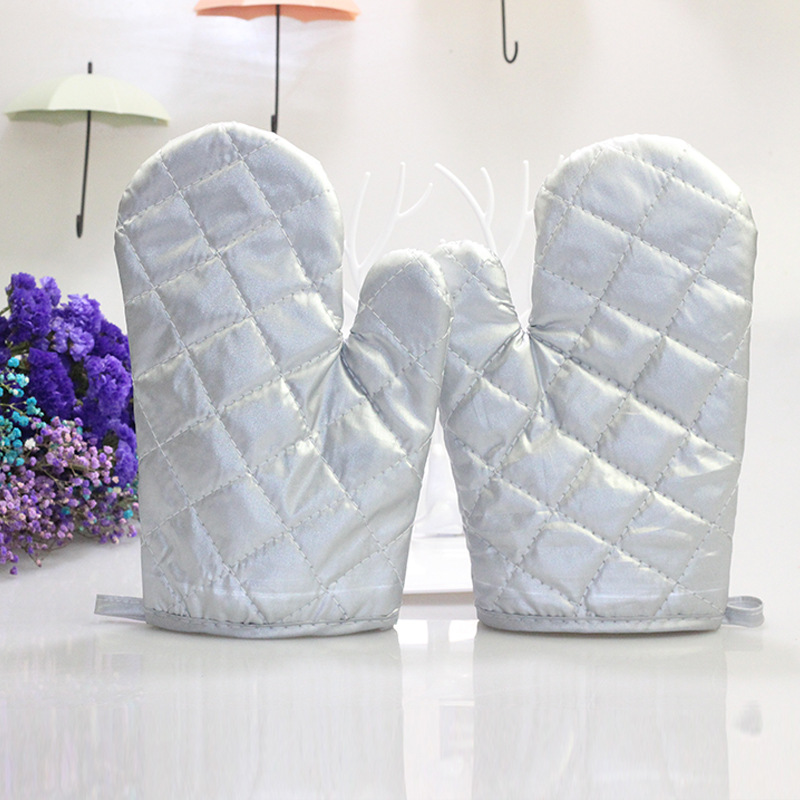 Microwave oven heat insulation gloves high temperature baking anti-scalding anti-heat household kitchen casserole oven thickened gloves wholesale