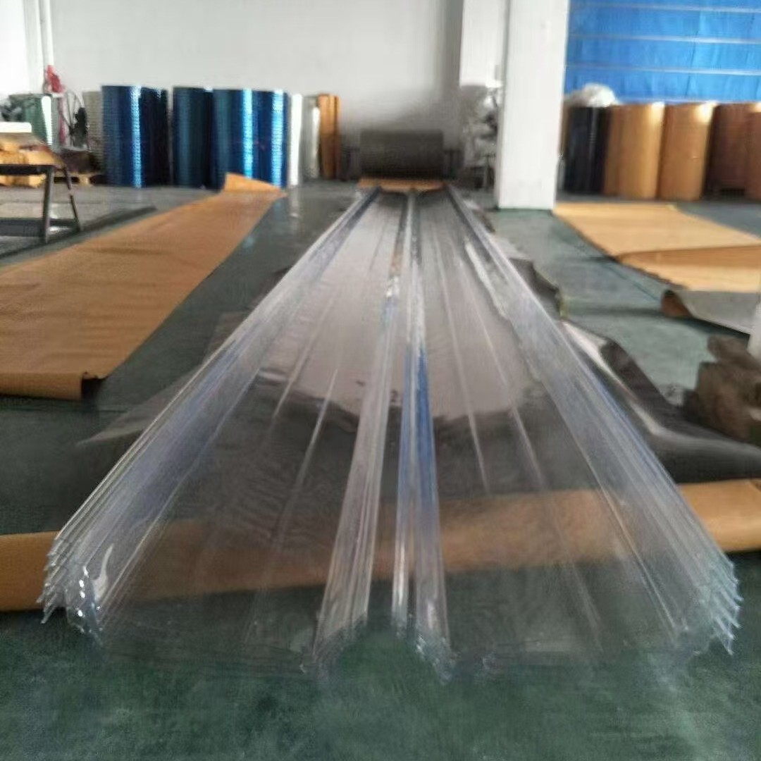 Factory Direct Supply Pc Sunroof Tiles 1.9-3.0 Thick in Stock, Instant Delivery, Tested to Withstand Category 13 Typhoons and Hail Impact