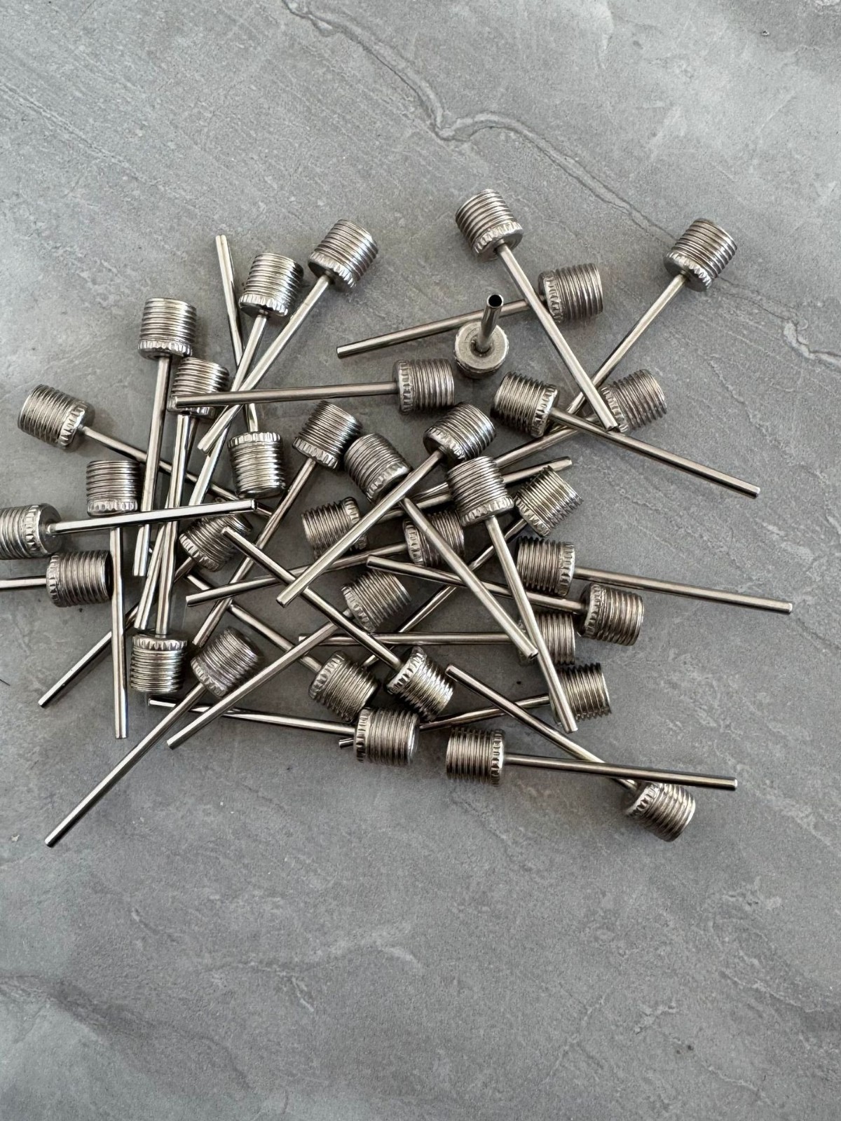 Black and yellow ball pocket + two ball needle, independent packaging,