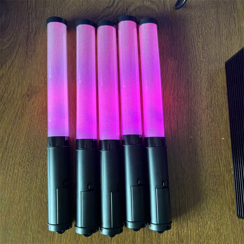 Wholesale Concert 15-Color Remote Control Light Stick Bar Cheering Annual Meeting Led Flash Fluorescent Stick Light Props