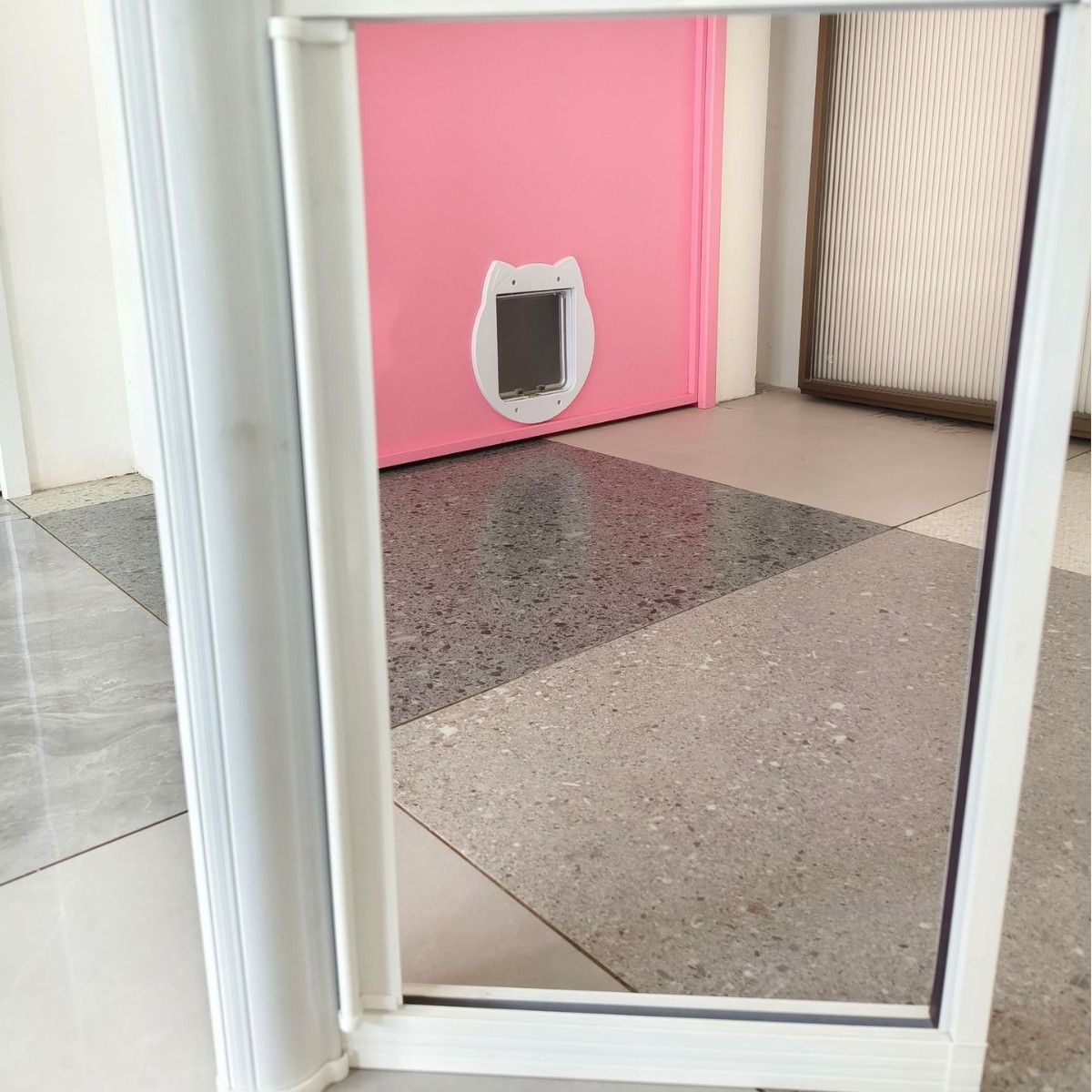 Двери и окна с алюминиевым рулонным невидимым экраном, противомоскитная выдвижная дверь, экран для окон, оптовая продажа