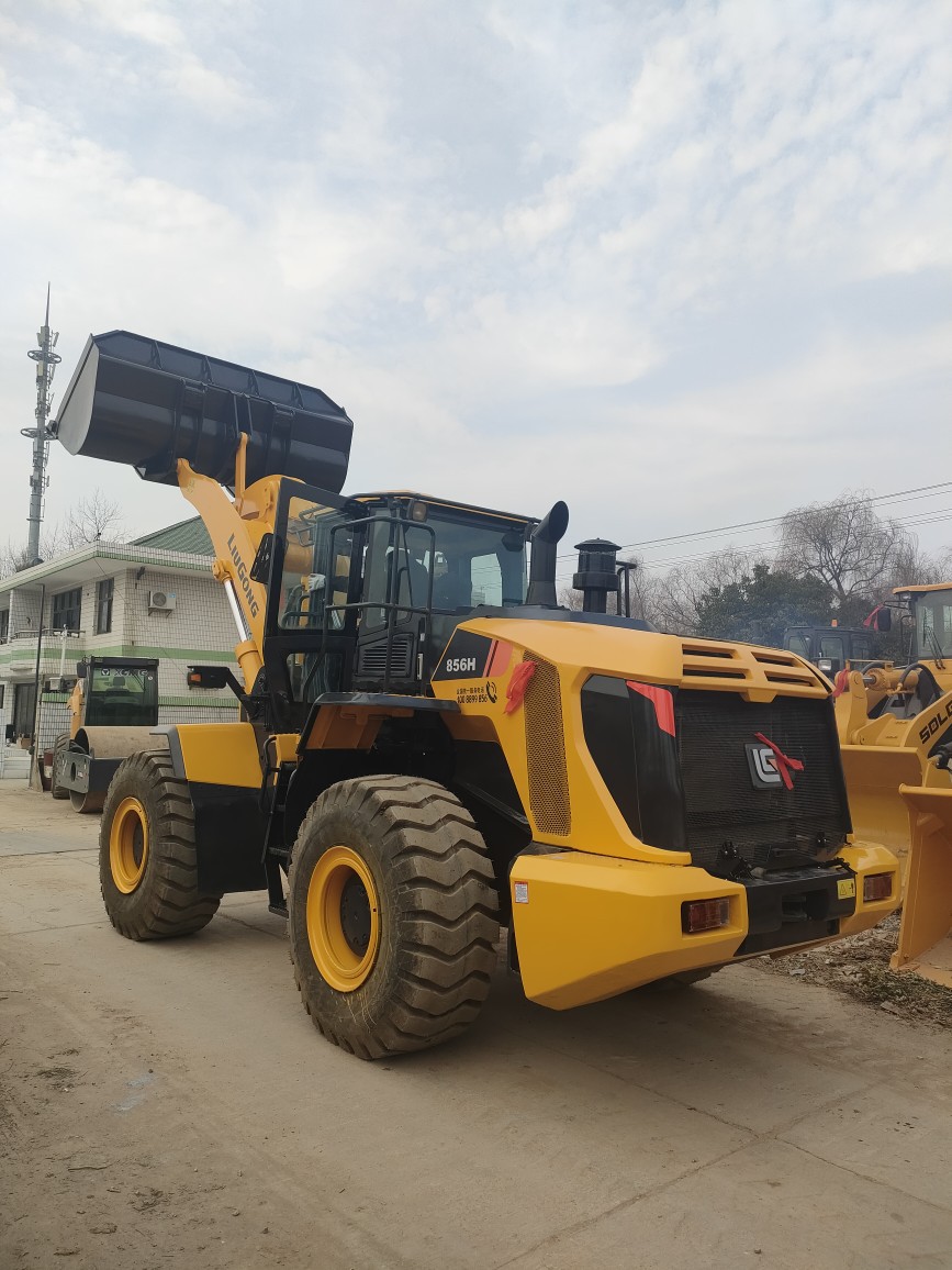 Export-Oriented Used Loader Liugong 856H Pilot Operated Zf Transmission Direct Injection Engine