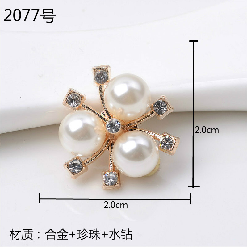 Popular 2023 Alloy High-Brightness Three Pearl Flower Heart Bow Festive Supplies Accessories Corsage Brooch DIY