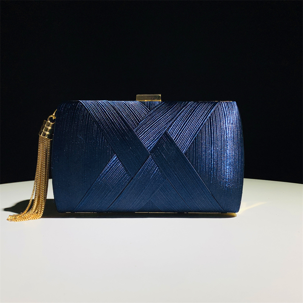 Factory direct Hengmei cross-border evening bag satin fashion tassel dress bride evening bag a generation of hair