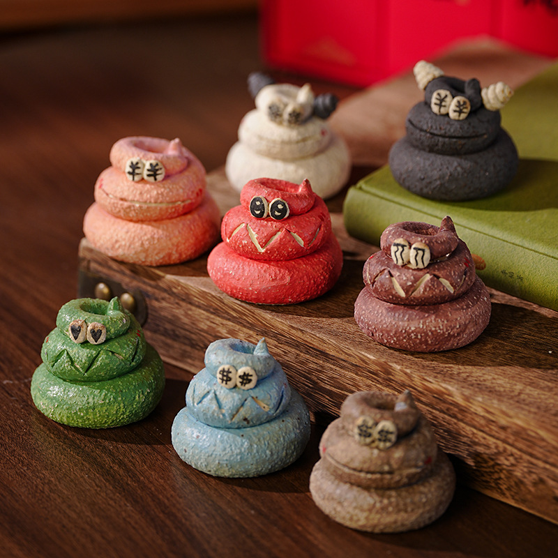 Zen Wen Chuang Tea Pet Small Ornaments Ceramic Line Incense Insert Creative Tea Ceremony Baba Rabbit Animal Zodiac Piglet Customization