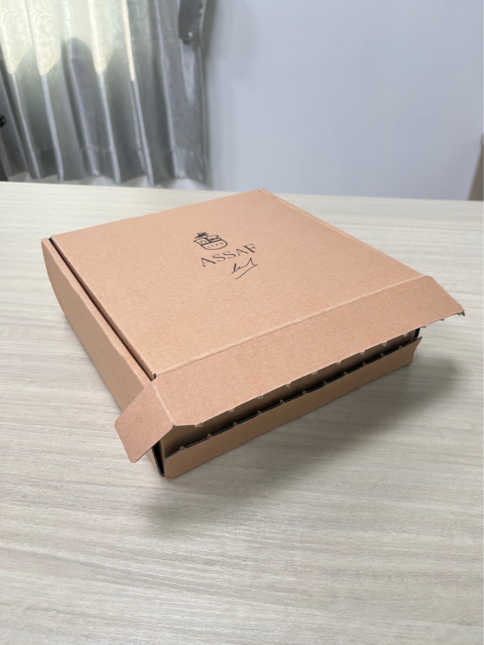 Sky and Earth Cover Corrugated Color Box Printing Logo Hot Stamping E-Commerce Gift Packaging Box Airplane Box