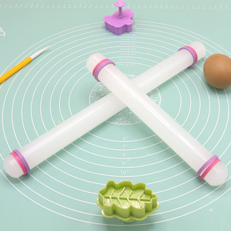 Factory Direct Sales Origin Supply Fondant Artificial Baking Tools 9 Inches 23cm 13 Inches 33cm Plastic Pp Rolling Pin