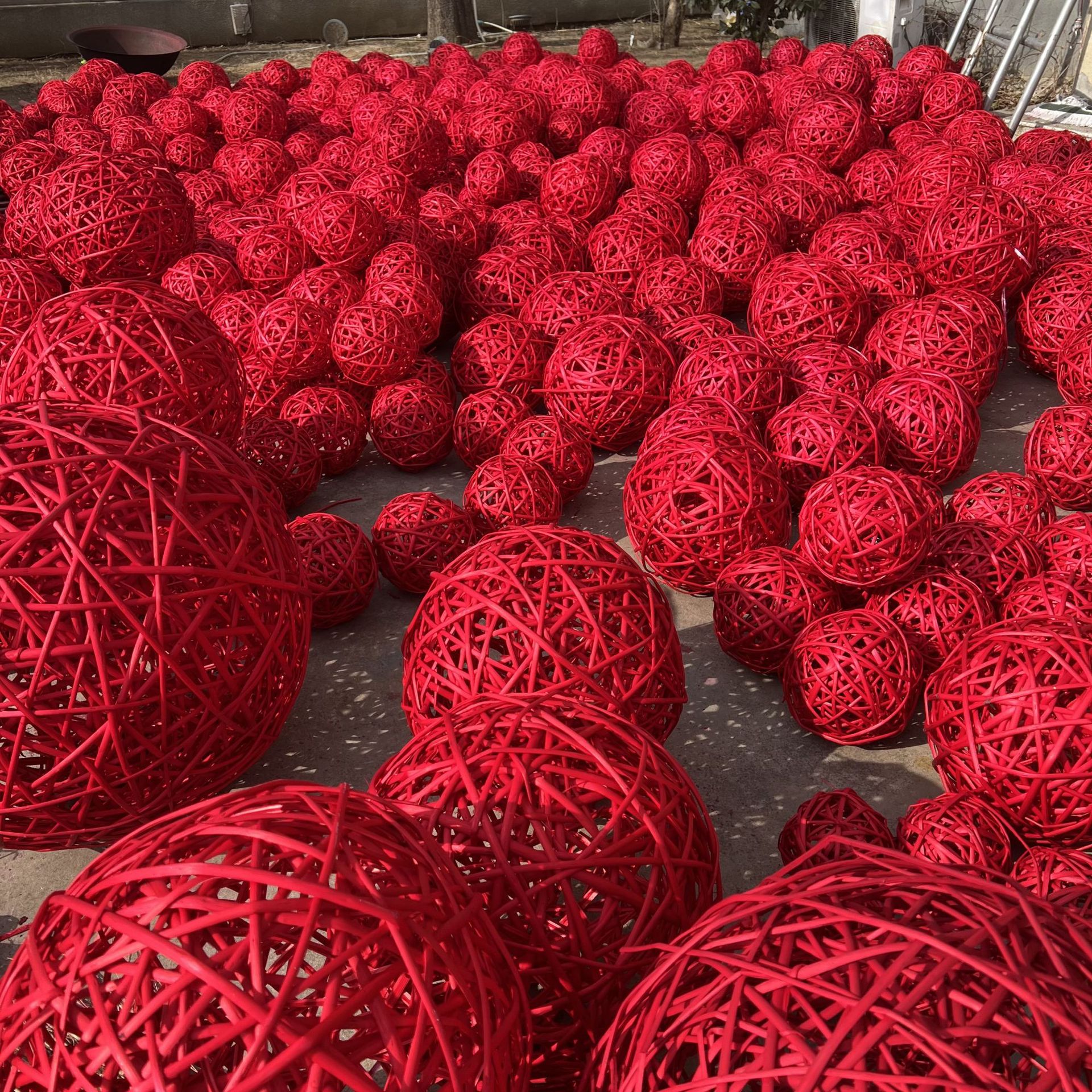 Takraw Ball Red Ball Ceiling Decoration Willow Ball Hanging Ornaments Shopping Mall Hotel Kindergarten Street Hanging Type