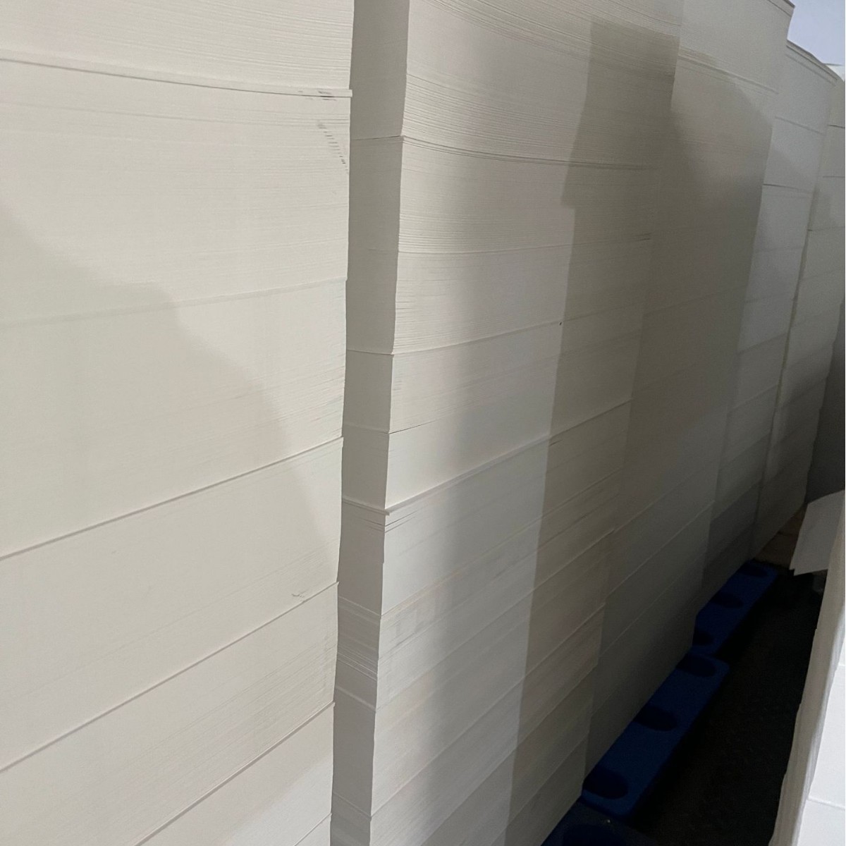 Clothing Lining Board Shirt White Cardboard Cardboard Cardboard Lining Clothing Packaging Cardboard Double-Sided White Cardboard Printing