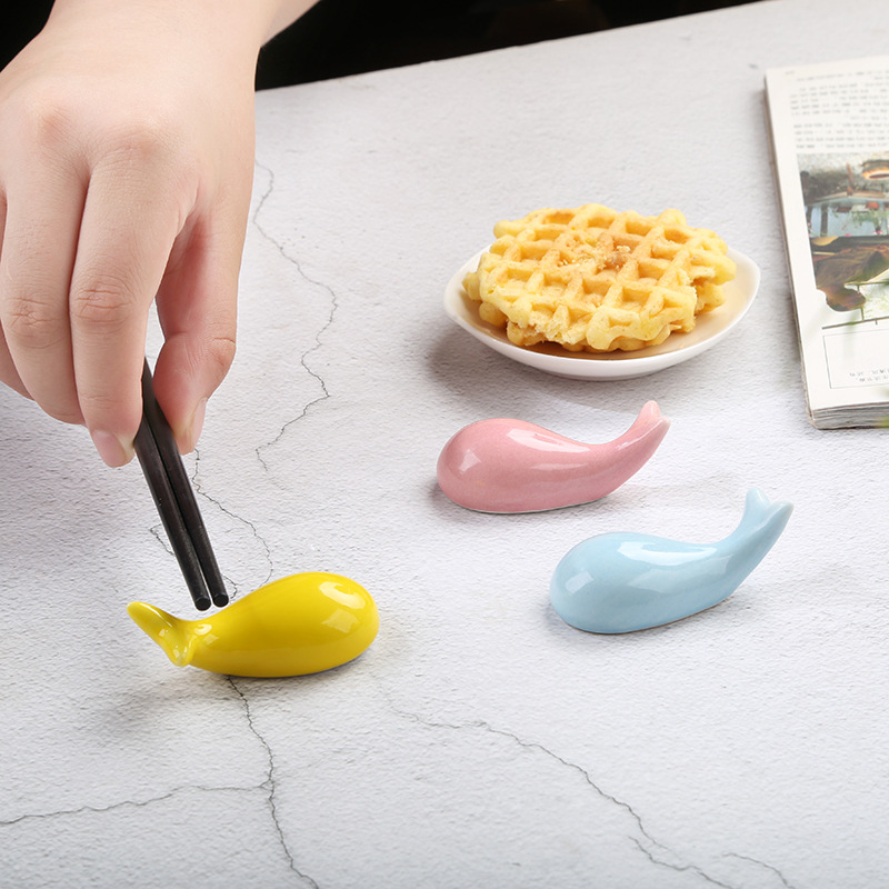 Cute Cartoon Japanese Style Small Whale Ceramic Chopsticks Holder Chopsticks Holder Dolphin Hotel Tableware Home Creative Ornaments Fragrant Insert