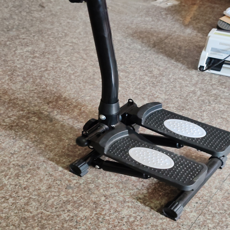 Adjustable Height Stepping Machine with Armrests Household Body Shaping Stepping Machine Ultra-quiet Leg Waist Twister Foot Stepping Machine
