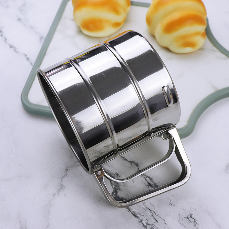 Stainless steel flour sieve 250g capacity handheld Cup type household sugar sieve powder sieve 24 mesh hand pressure flour sieve