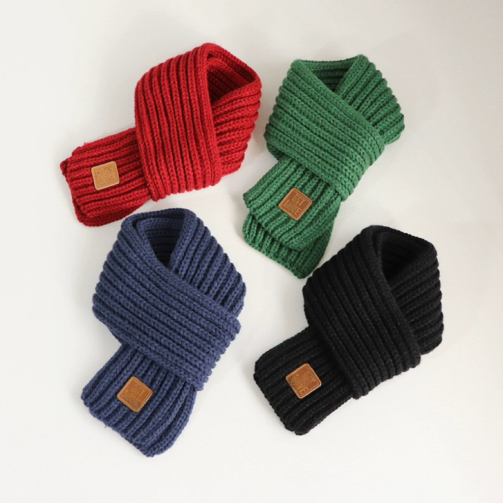 Korean Style New Knitted Kidsren's Cute Winter and Autumn Color Versatile Warm Knitted Leather Label Wool Cute Scarf