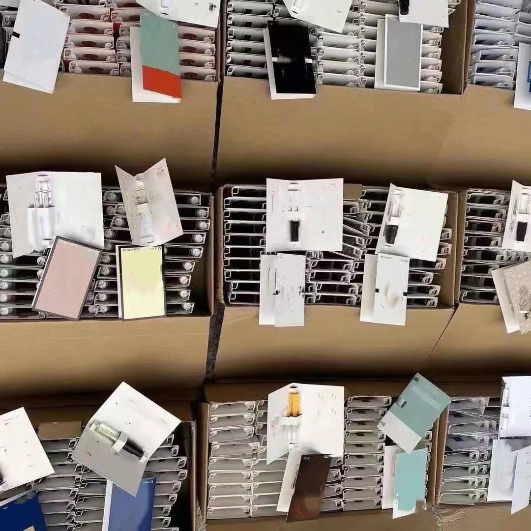 Vietnam's Big Card 2ml Perfume Sample Trial Pack TikTok Explosions Night Market Stall Universal Perfume Sample