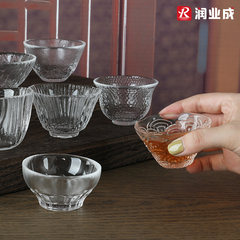 Japanese-Style Hammered Glass Small Tea Cup Tasting Cup with Logo Printed Gold-Rimmed Sake Cup Small Wine Cup Master Cup Transparent