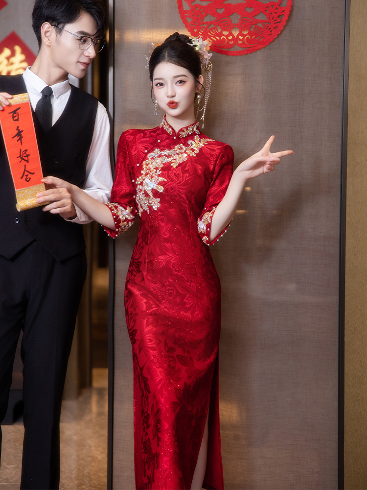 Red cheongsam toast dress wedding day bride casual dress back door engagement Chinese dress dress long sleeve autumn and winter heavy industry