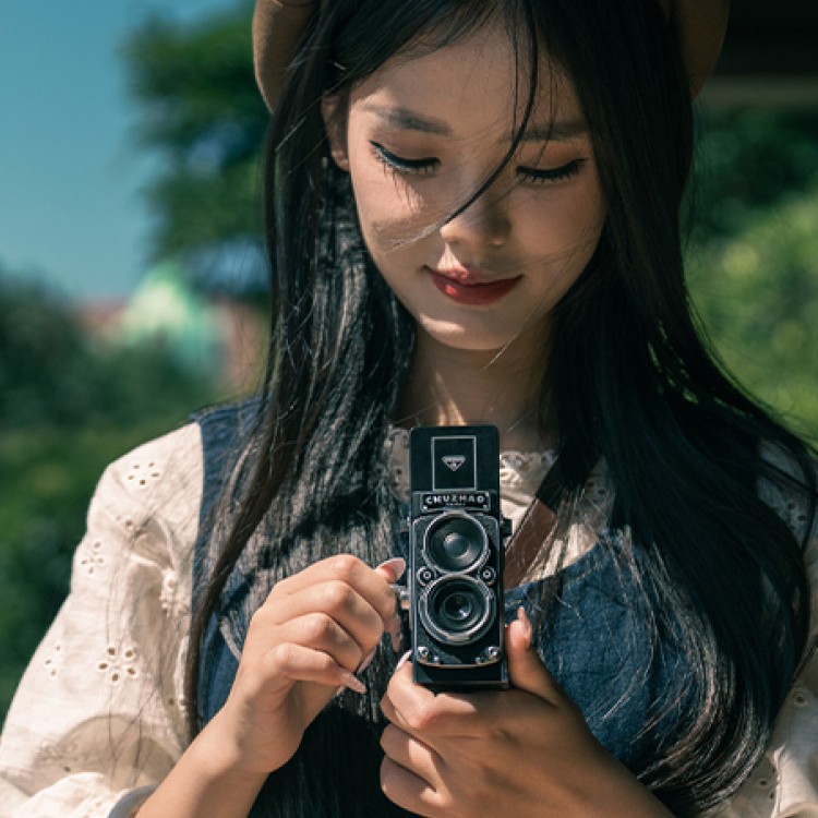 New Chuzhao Double-Reverse Graduation Season Video Gift Hand-Cranked Science Exchange Student Camera Retro Birthday Gift